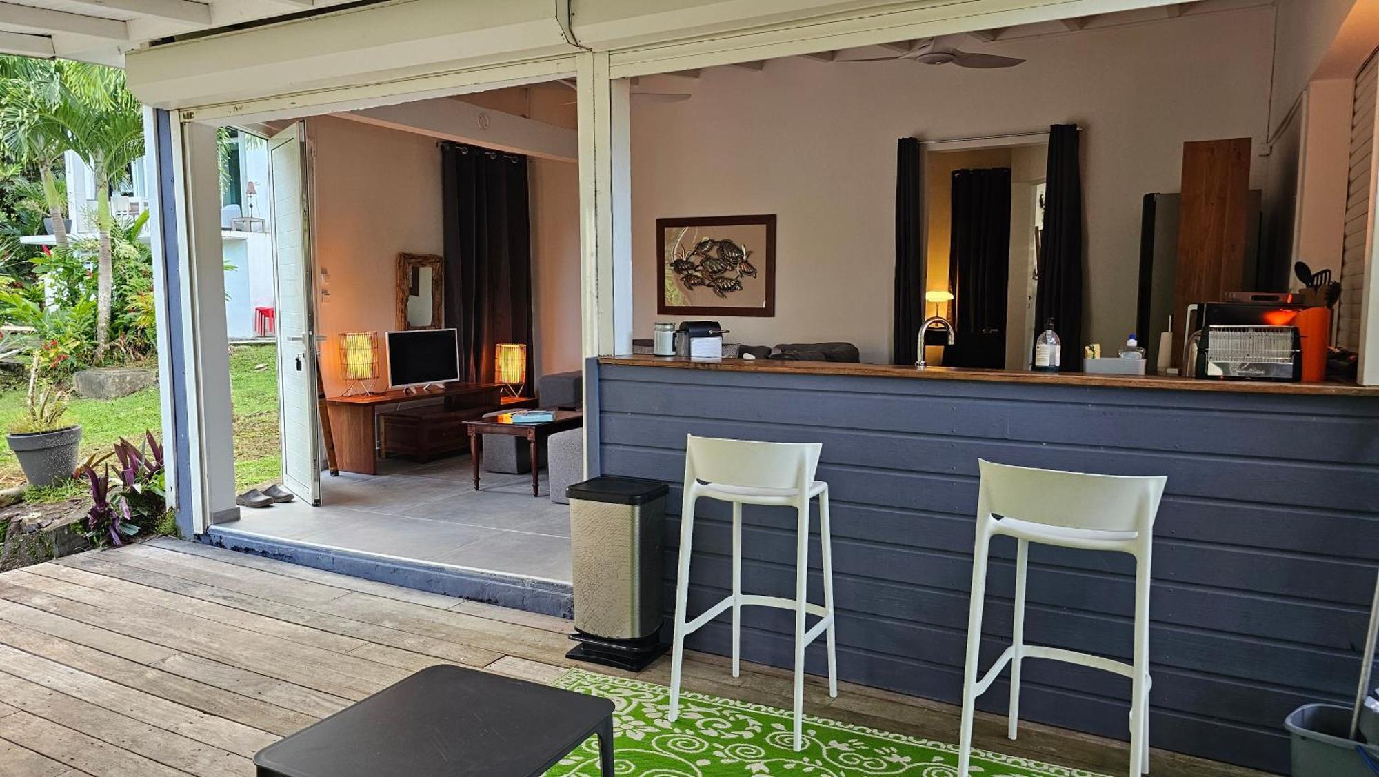 Habitation Villa Les Cassias เปอตีต์-บูร์ก ภายนอก รูปภาพ