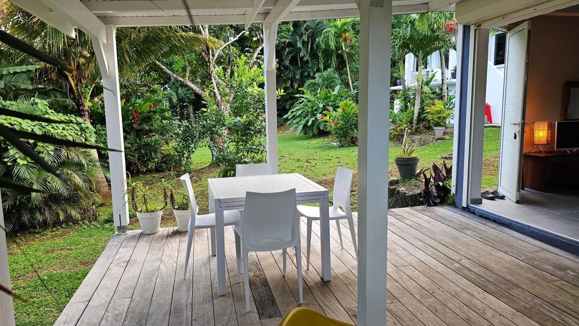 Habitation Villa Les Cassias เปอตีต์-บูร์ก ภายนอก รูปภาพ