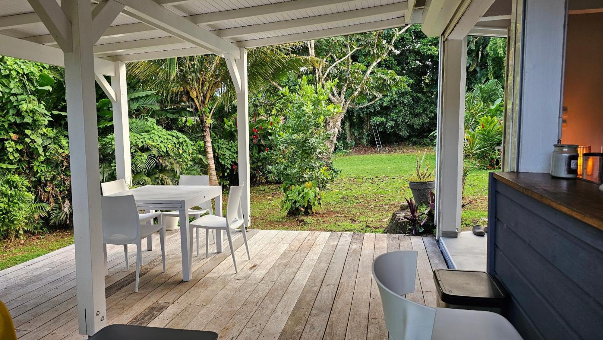 Habitation Villa Les Cassias เปอตีต์-บูร์ก ภายนอก รูปภาพ