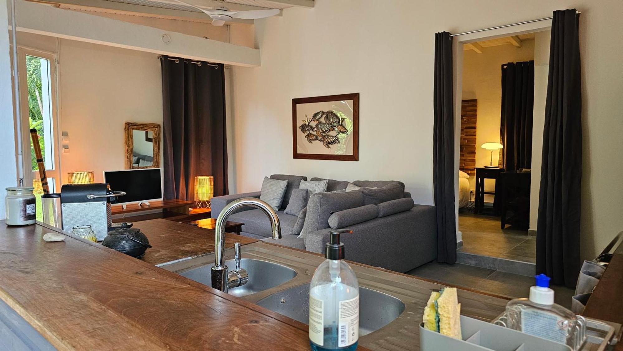 Habitation Villa Les Cassias เปอตีต์-บูร์ก ภายนอก รูปภาพ