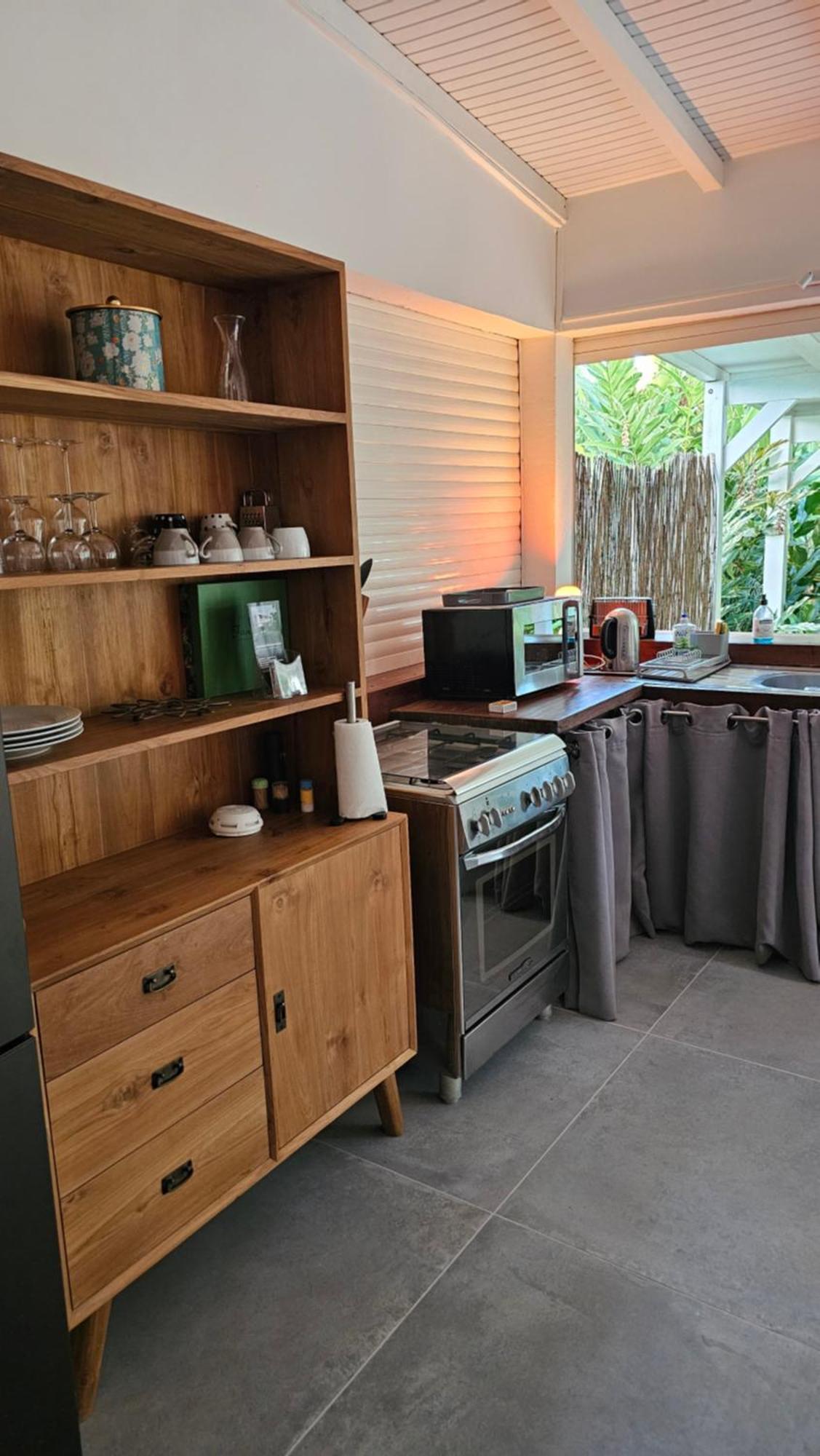 Habitation Villa Les Cassias เปอตีต์-บูร์ก ภายนอก รูปภาพ